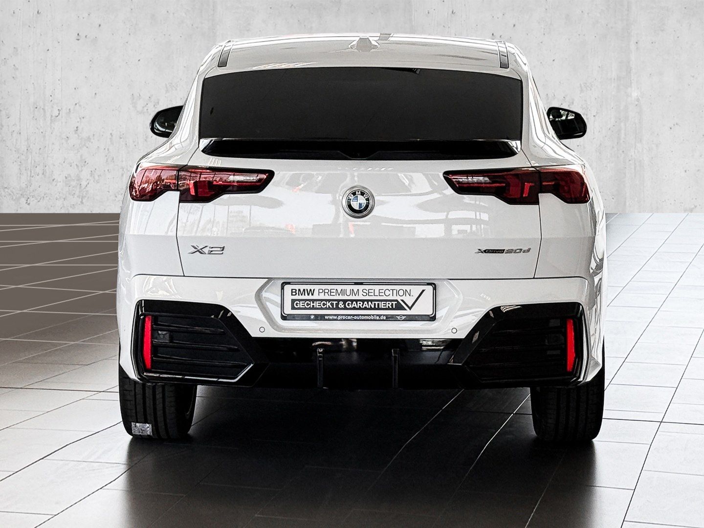 BMW X2 xDrive20d M-SPORT + HUD + ACC+ PA+ + DA+ AHK