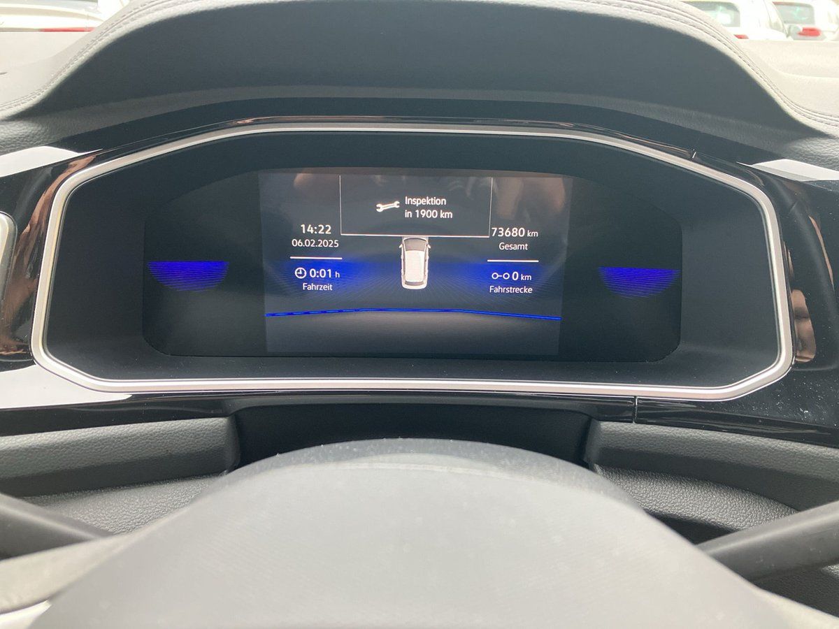 Volkswagen T-Roc R-Line 2.0 TDI DSG - Samsaru's Car Outlet