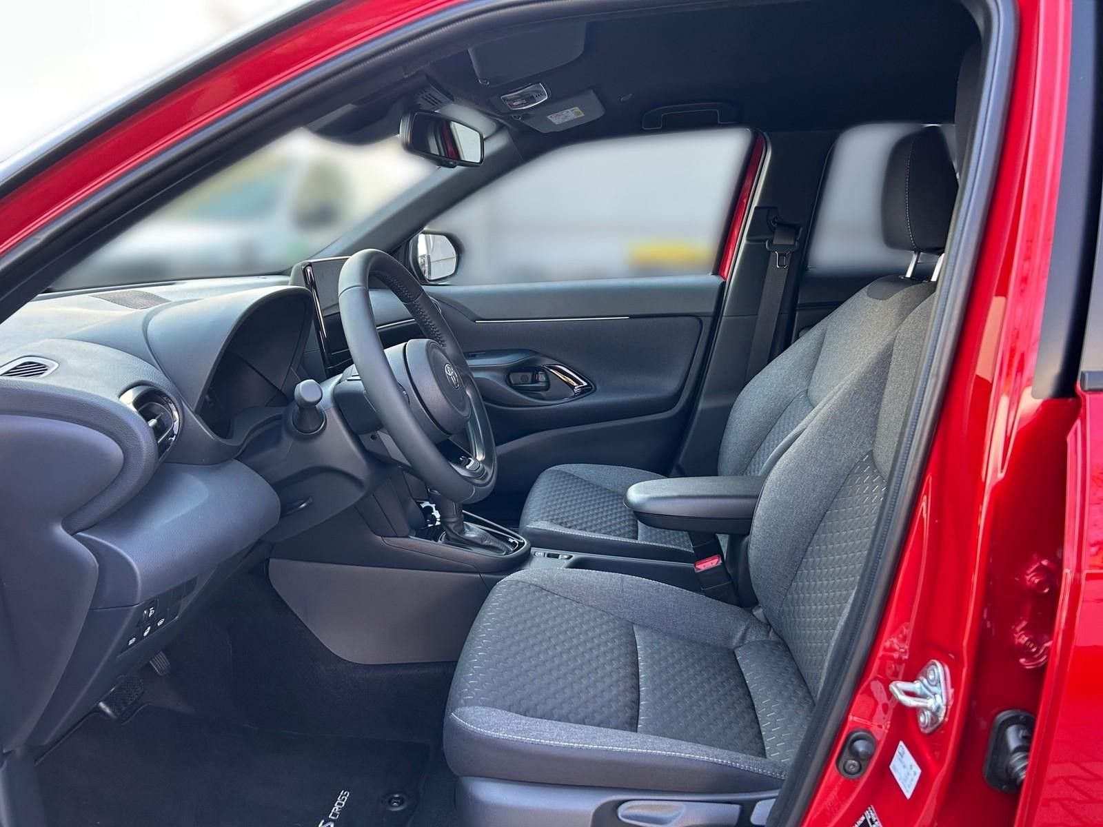 Toyota Yaris Cross Hybrid FWD Teamplayer +Safety- & Win