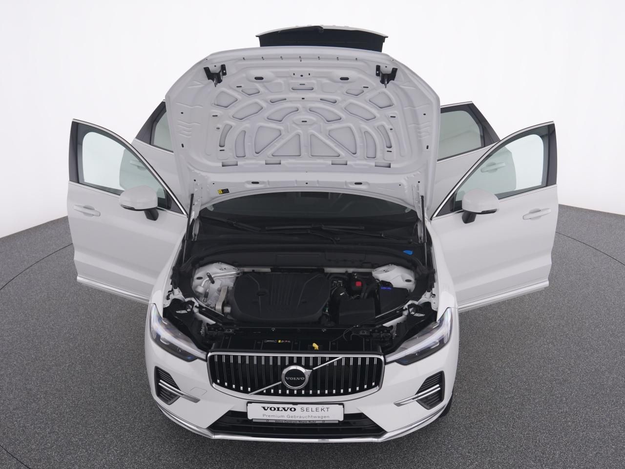 Volvo XC60 B4 Inscription - Samsaru's Car Outlet