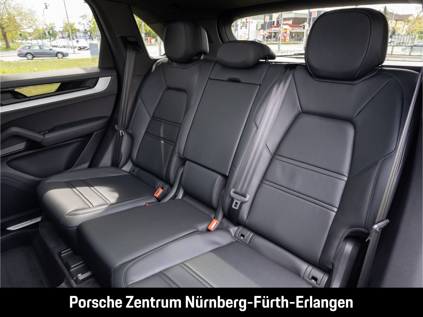 Porsche Cayenne E-Hybrid AHK Luftfeder InnoDrive 360°Kam