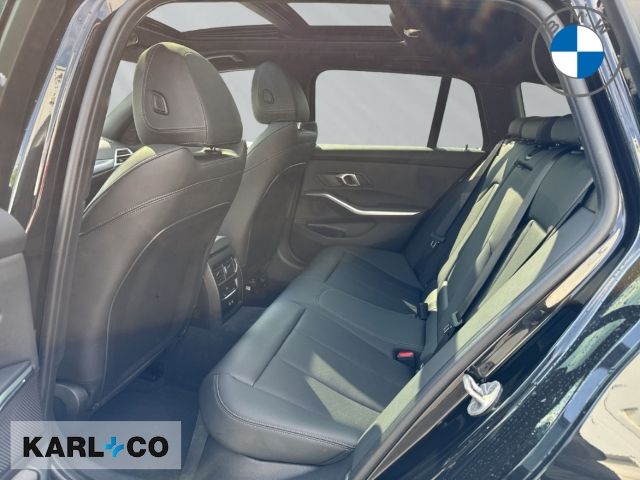 BMW 330 d xDrive Touring M-Sport Ad. LED ACC Panoram