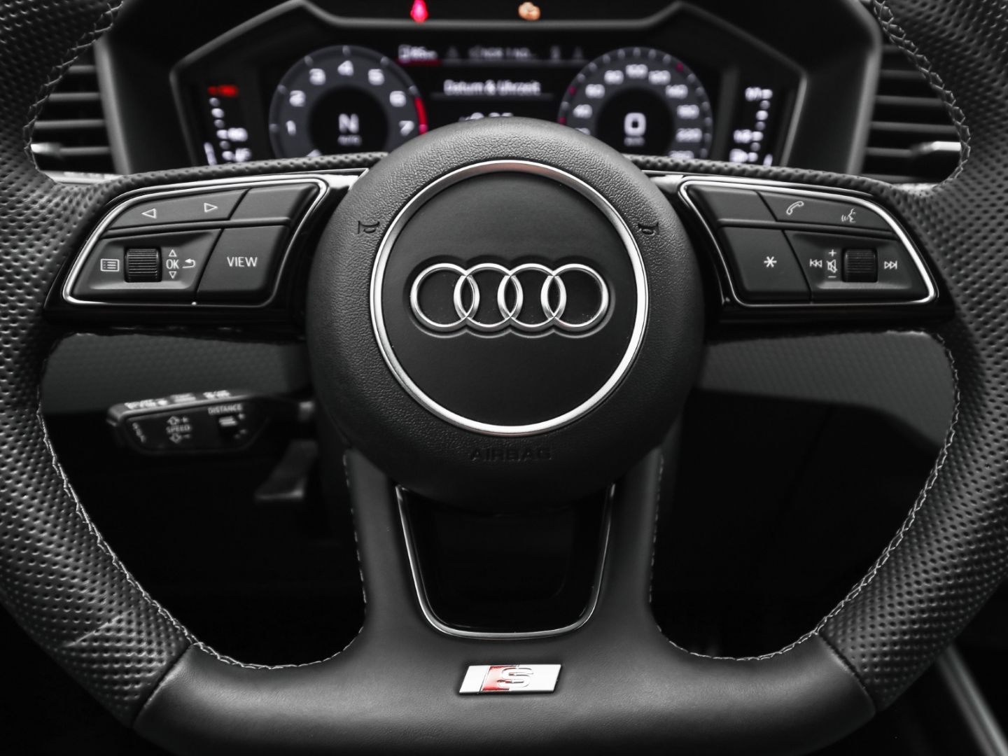 Audi A1 Sportback 40 TFSI S line Competition - Samsaru's Car Outlet