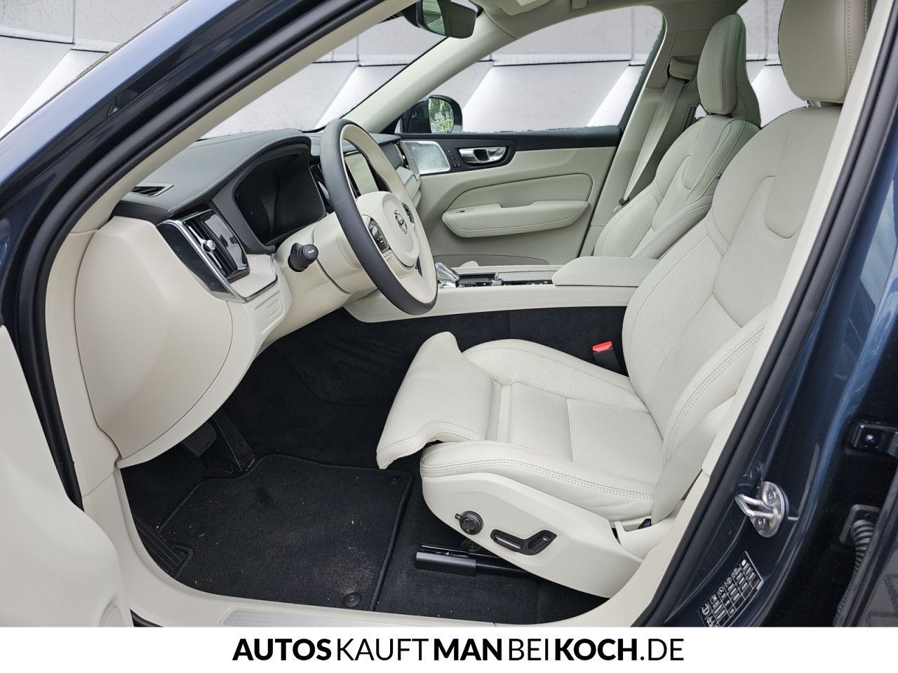Volvo XC60 T6 AWD Plug-in Hybrid Ultra - Samsaru's Car Outlet