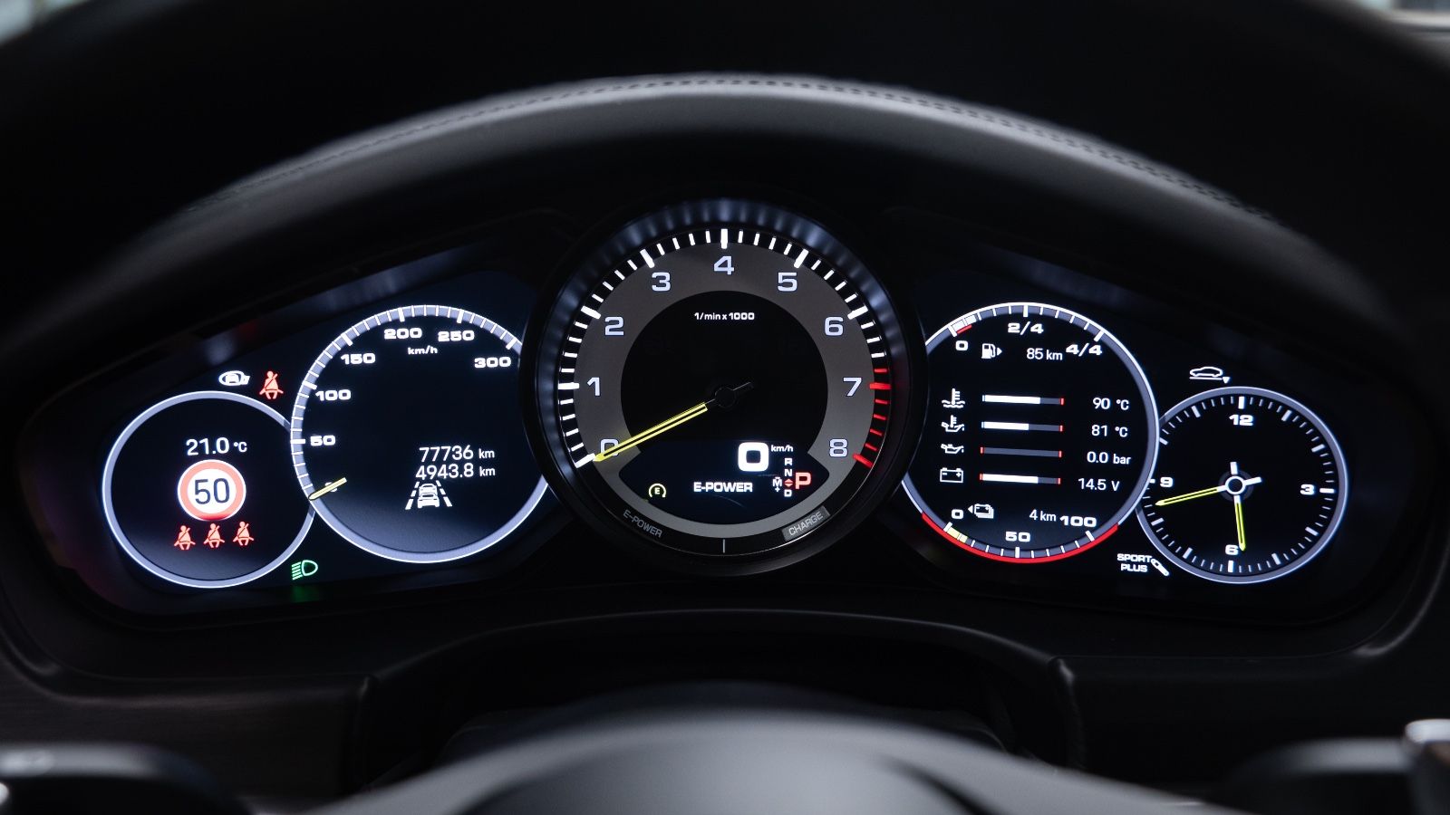 Porsche Panamera ST 4E-Hybrid Platinum Editi SportDesign