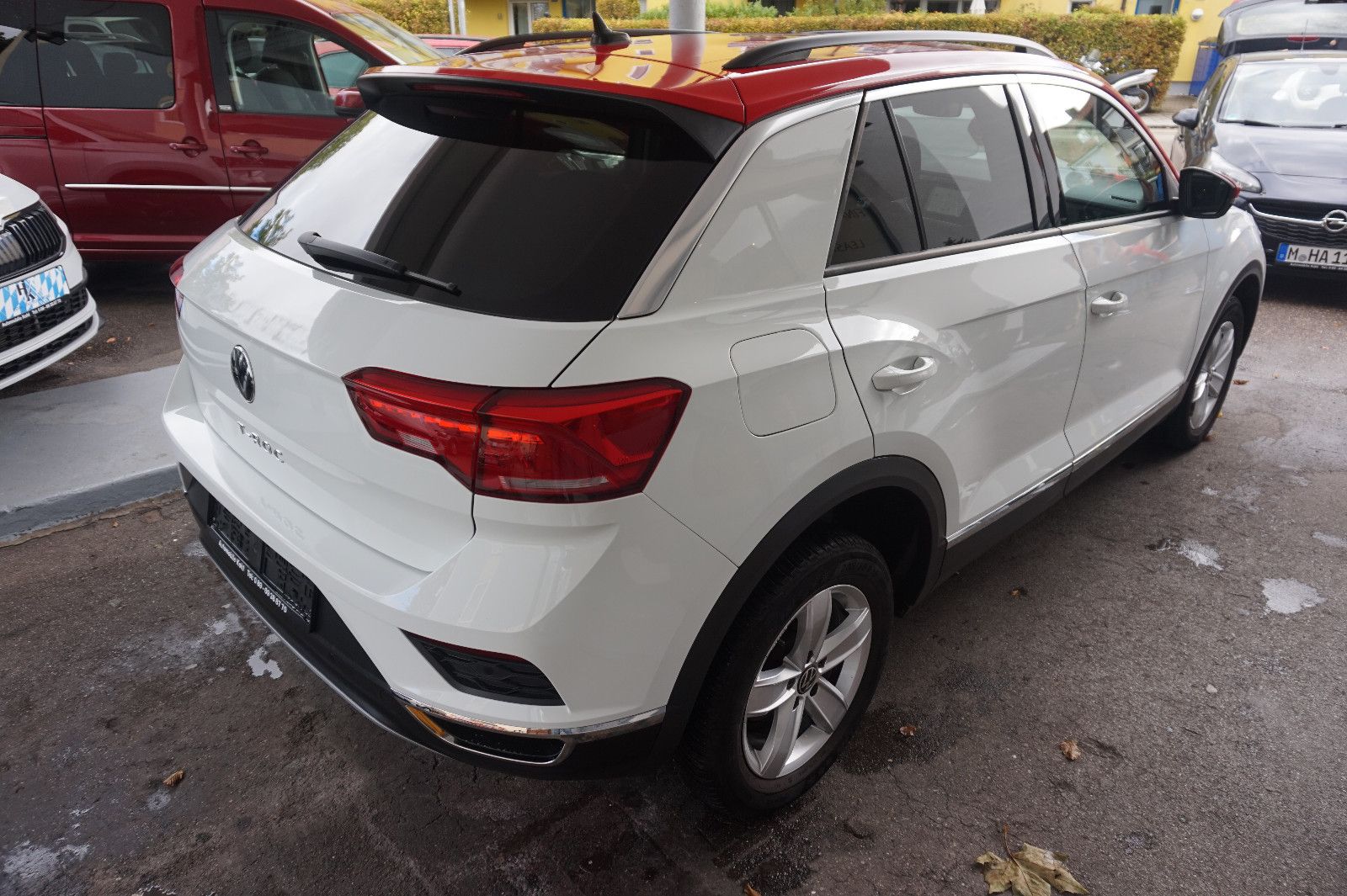 Volkswagen T-Roc Style - Samsaru's Car Outlet