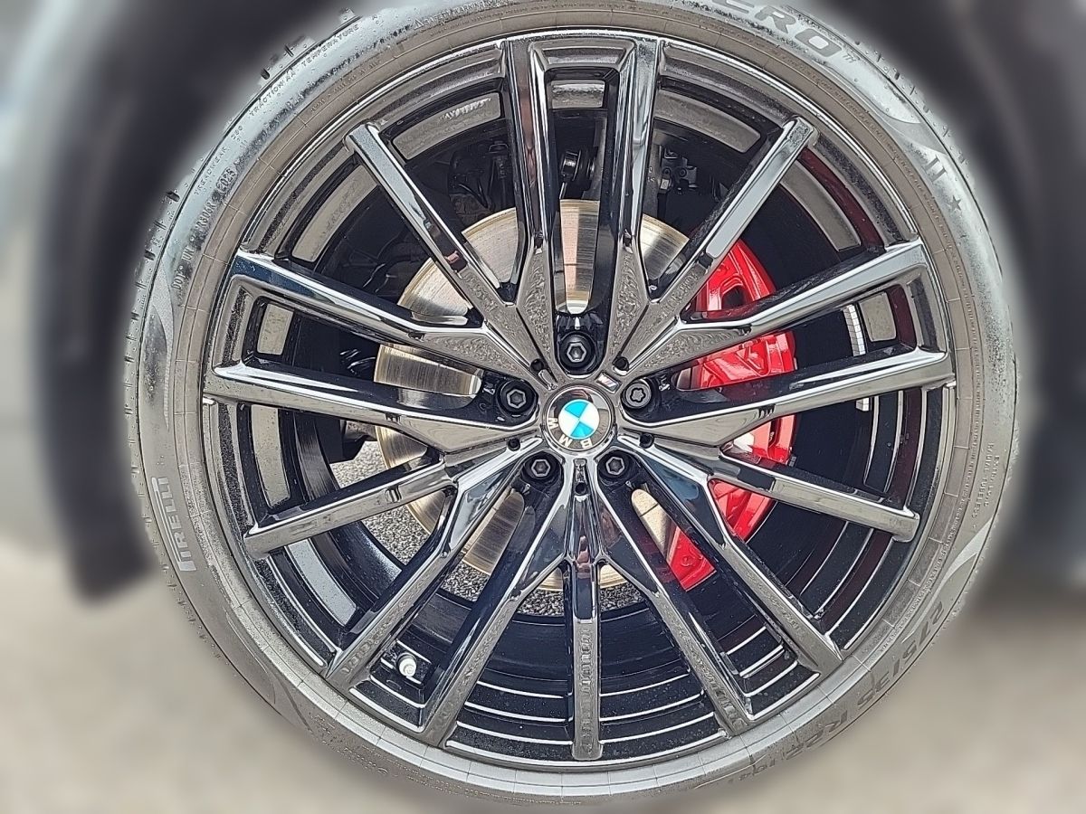 BMW X5 xDrive40d M SPORT INDIVI DRAVITGRAU Standhzg