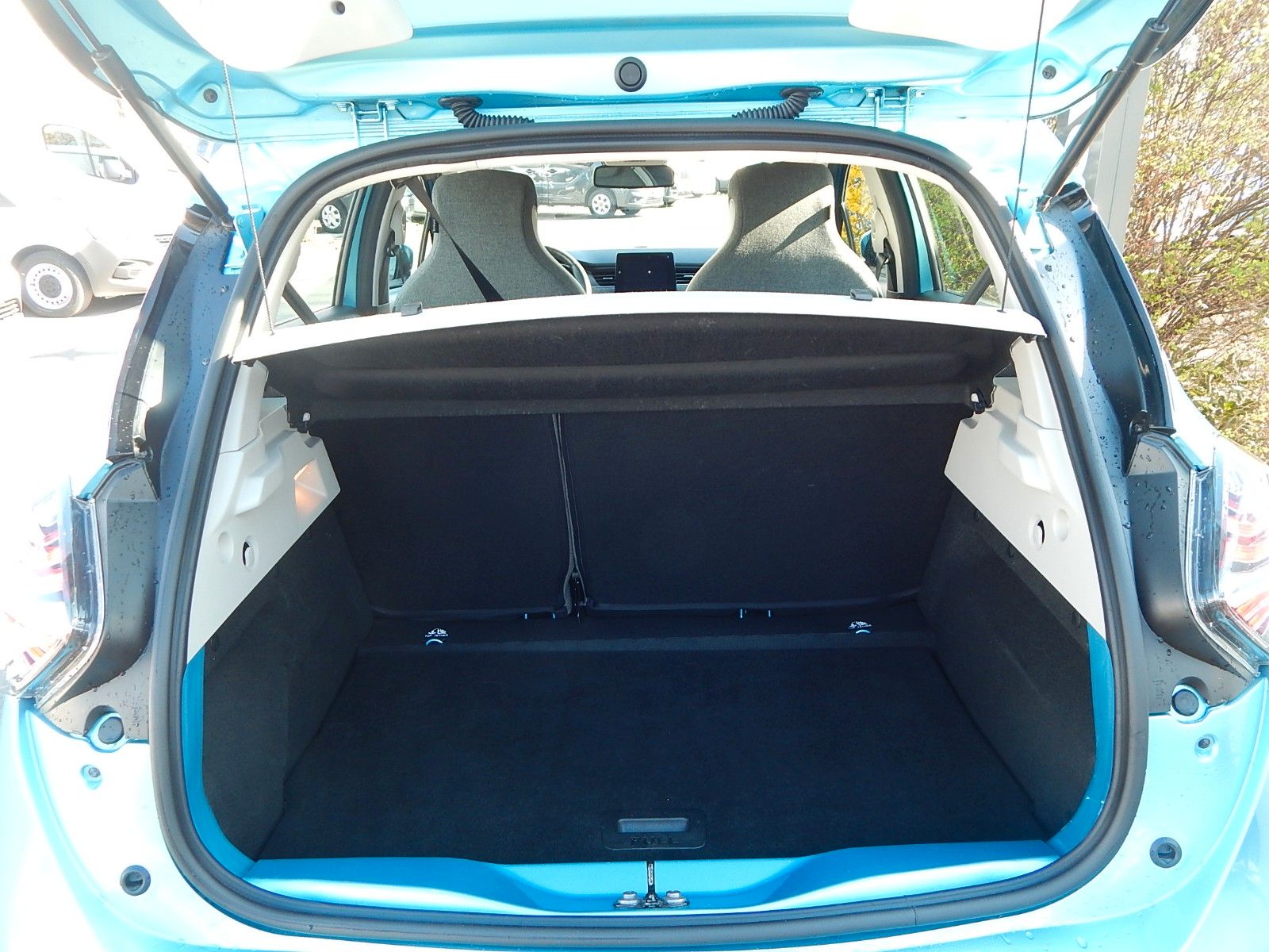 Renault ZOE Experience R135/Z.E. 50 - Samsaru's Car Outlet