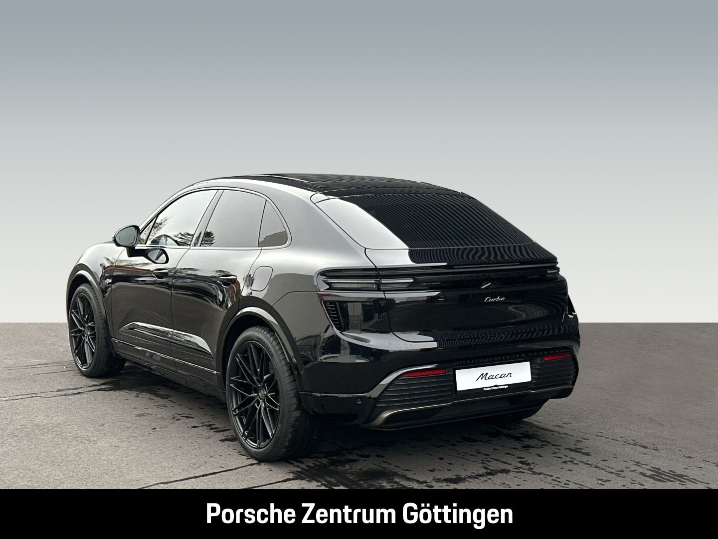 Porsche Macan Turbo Burmester HA-Lenkung InnoDrive LED