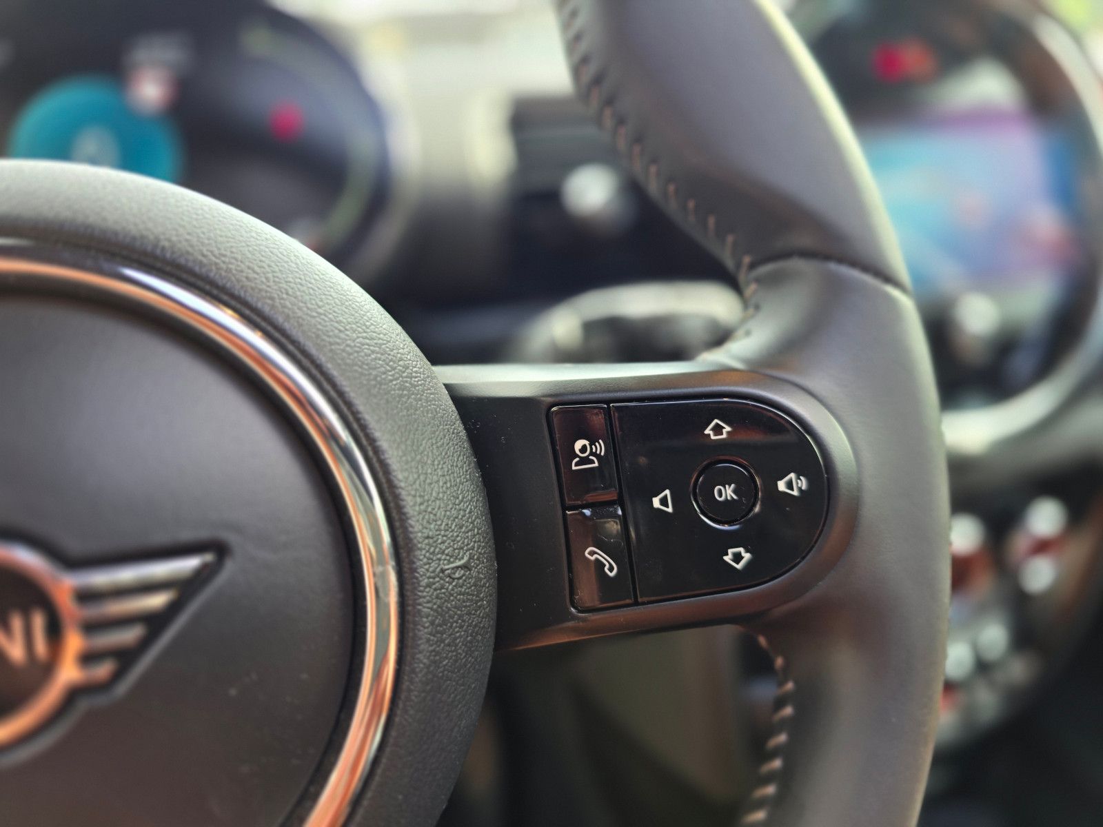 MINI COOPER Clubman MINI Yours - Samsaru's Car Outlet