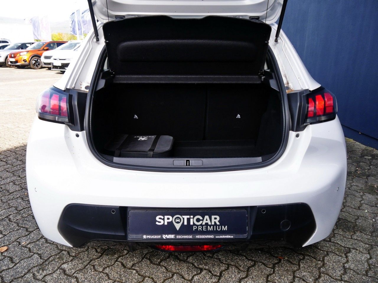 Peugeot 208-e Active Pack 136 - Samsaru's Car Outlet