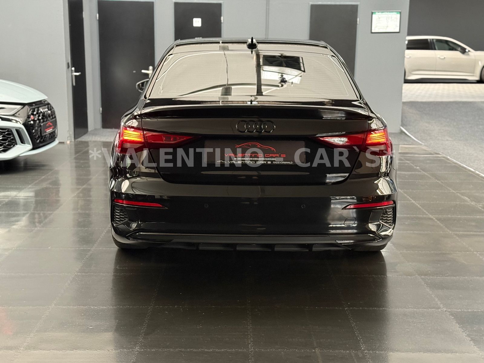 Audi A3 Limousine 35 TDI advanced S-Line - Samsaru's Car Outlet