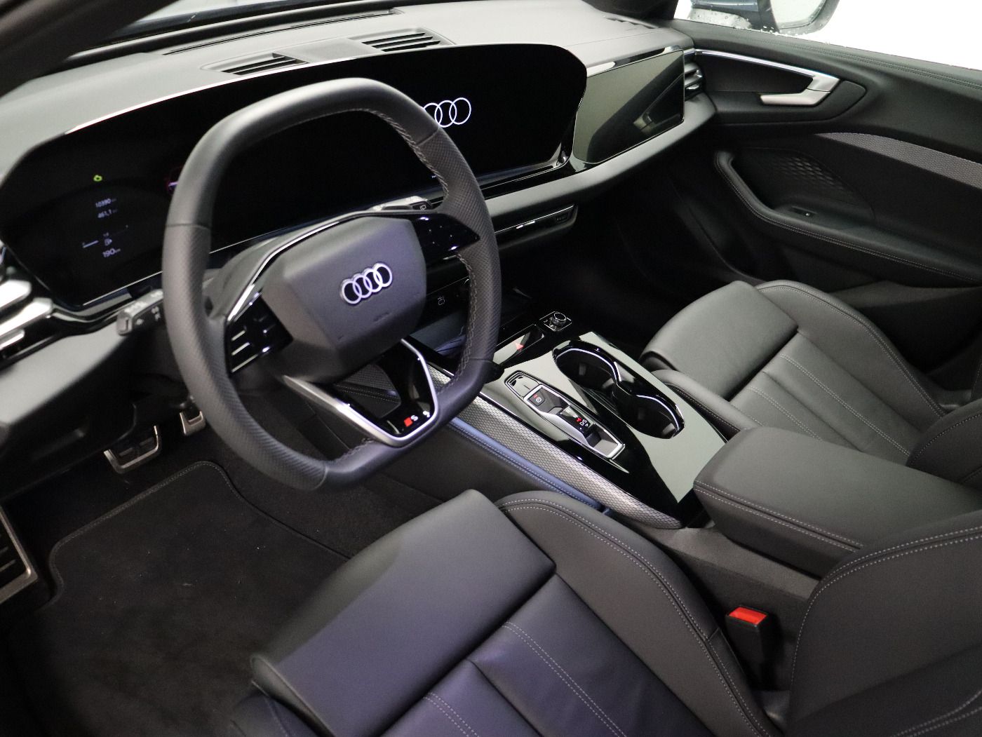 Audi A5 Avant TFSI quattro S tronic S-Line Matrix|AHK