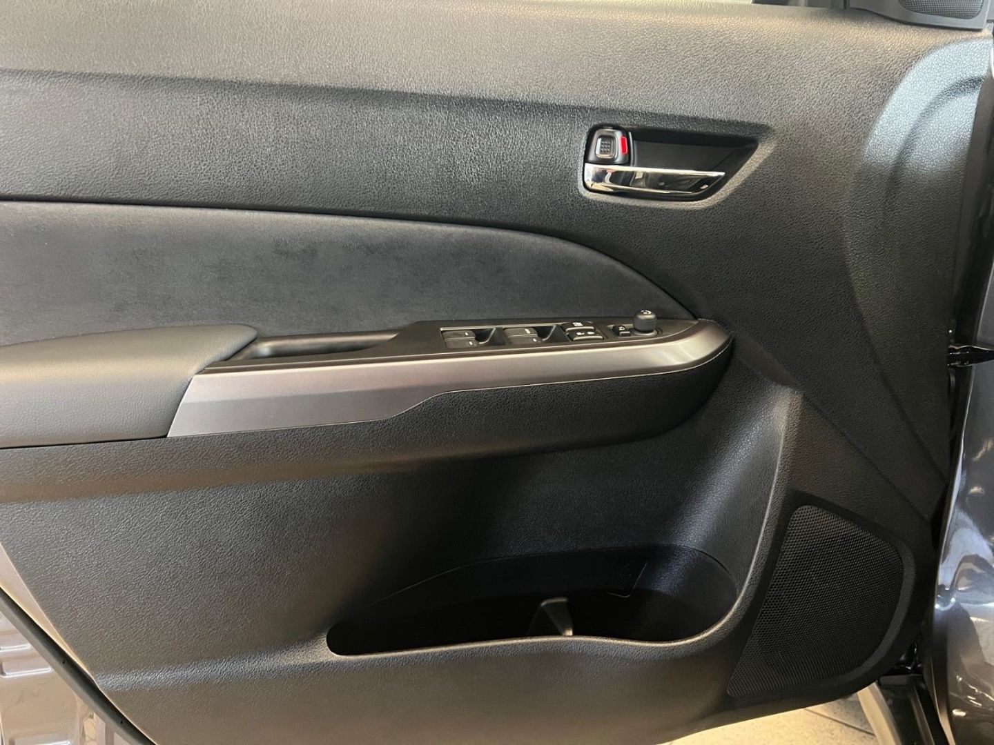 Suzuki Vitara Comfort ALLGRIP - Samsaru's Car Outlet