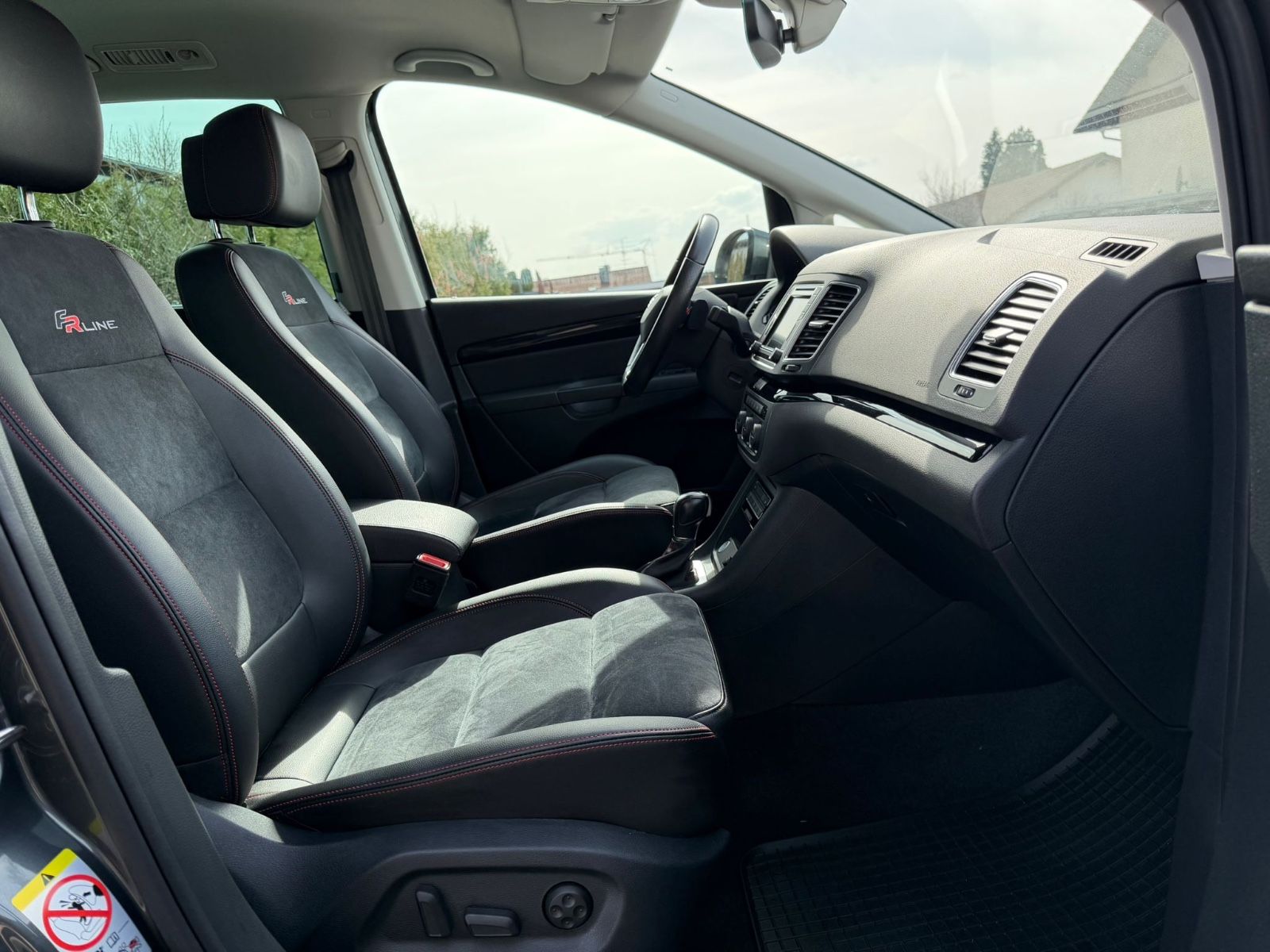 Seat Alhambra FR-Line NAVI/ACC/Bi-XENON/1.Hd