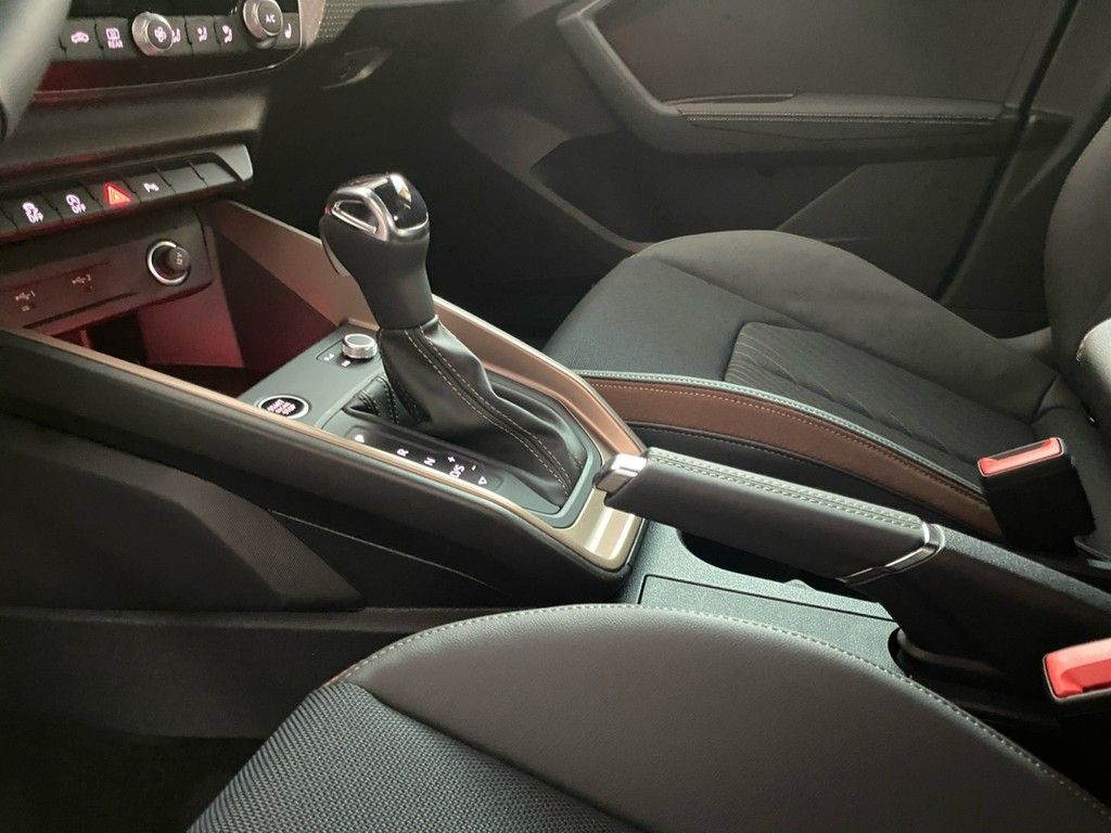 Audi A1 allstreet S line 30 TFSI RFK+ACC+SONOS+DESIGN