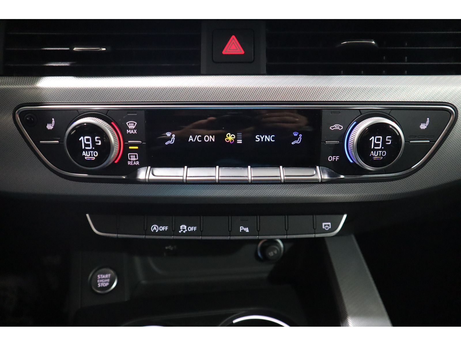 Audi A4 Avant 35 TFSI advanced - Samsaru's Car Outlet