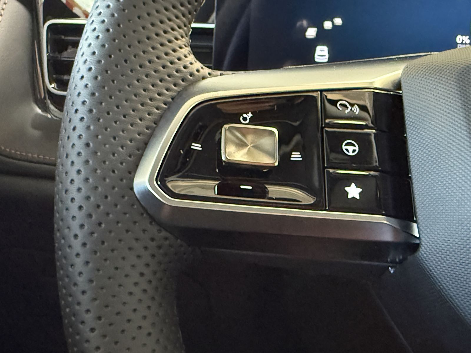 MG HS Plug-In Hybrid Luxury -7Jahre Garantie