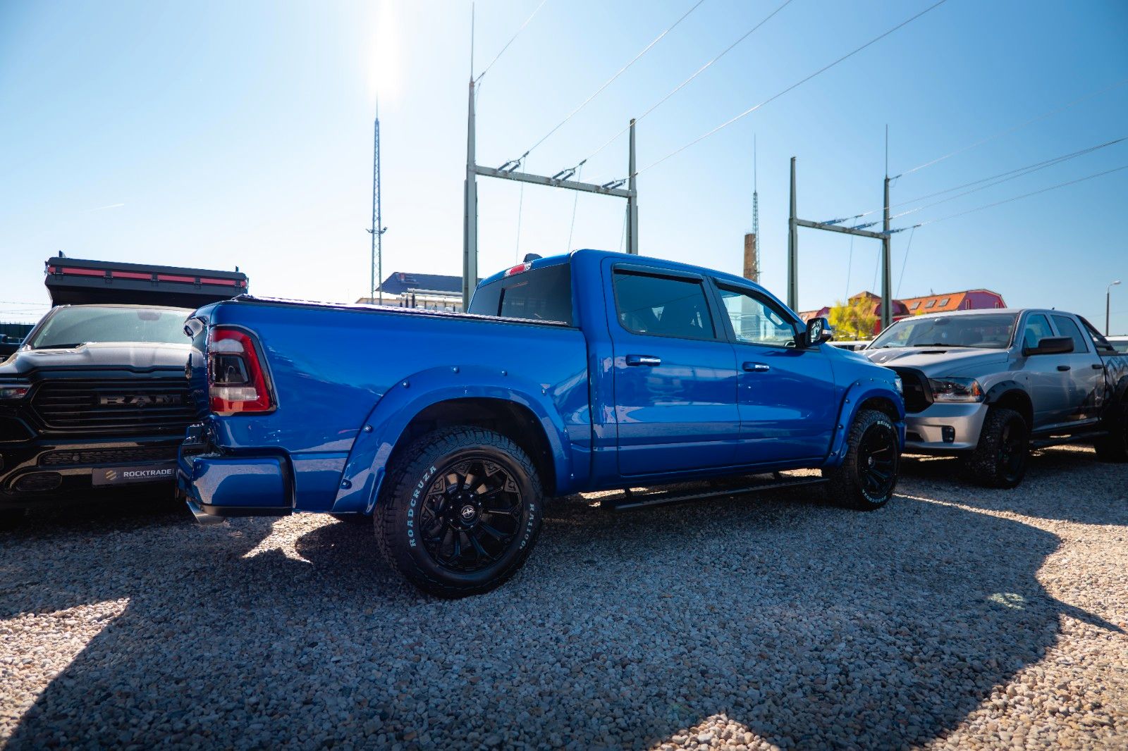 Dodge RAM 5.7 V8 HEMI 4x4 OFFROAD Night Limited 19%