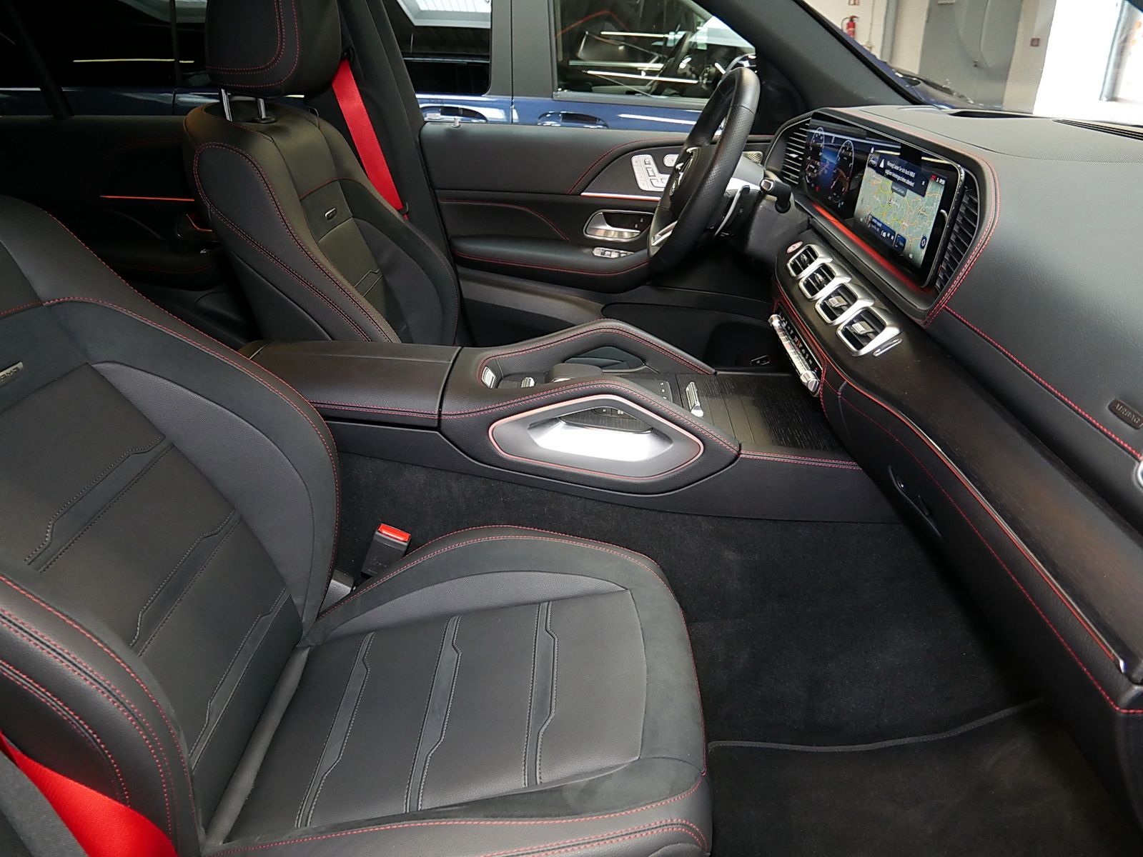 Mercedes-Benz GLE 53 AMG 4M+PREMIUM+PerfAGA+DIST+HUD+PANO+BURM