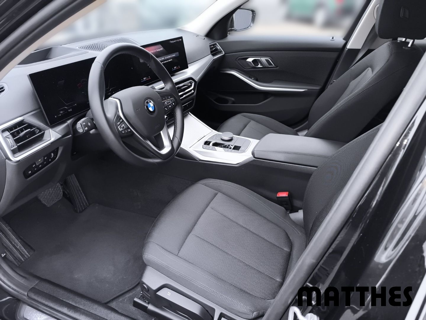 BMW 320 d xDrive Lendenwirbelstütze Ambiente-Beleuch