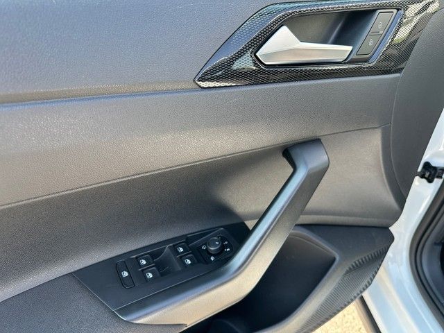 Volkswagen Taigo 1.0TSI Life - Samsaru's Car Outlet