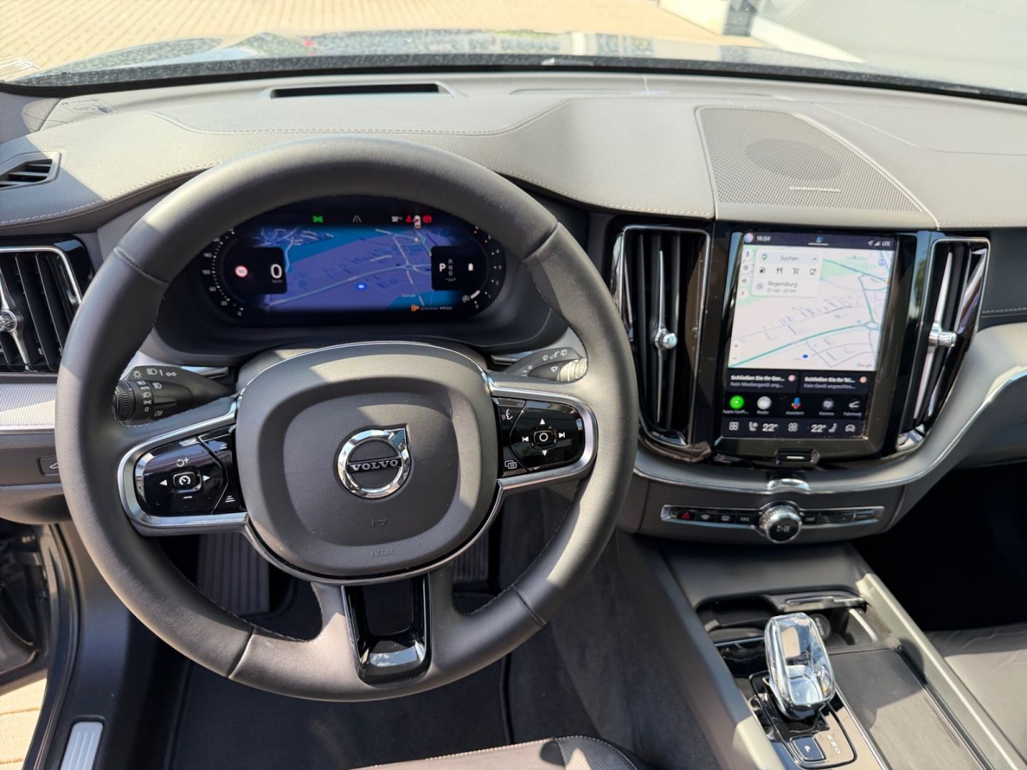 Volvo XC60 Ultimate Dark AWD B4 Diesel HUD StandHZG AH