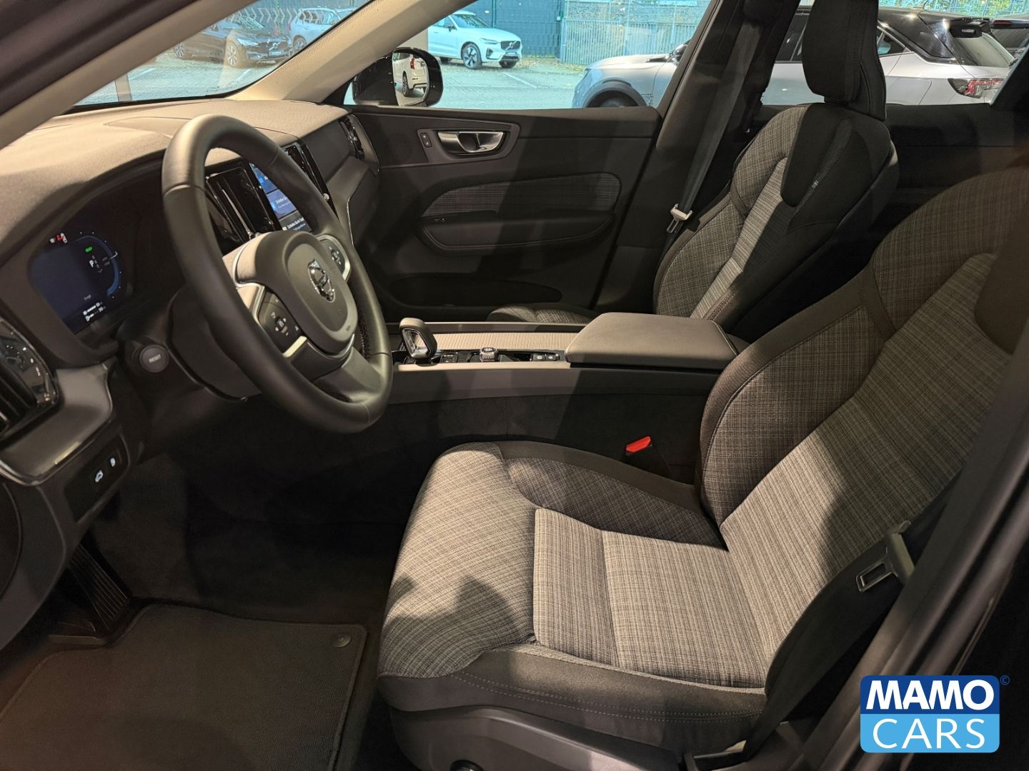 Volvo XC60 T6 AWD Core Recharge  AHK/CAM/PANO/STHZ/LHZ