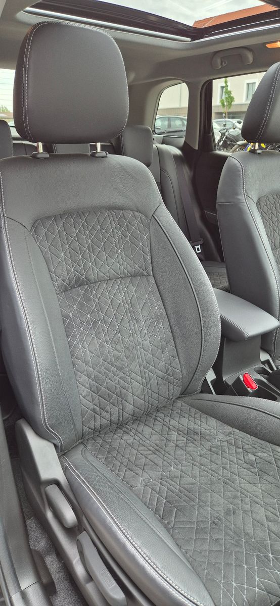 Suzuki Vitara 1.4 BOOSTERJET Hybrid Comfort+ - Samsaru's Car Outlet
