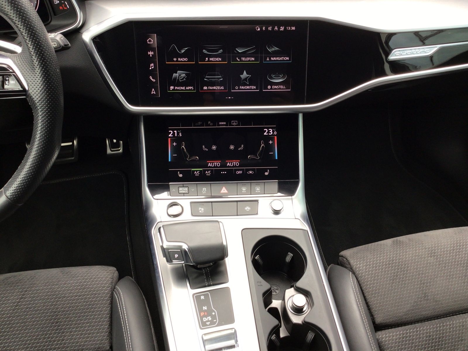 Audi A6 Avant 55 TFSIe quattro S-tronic - Samsaru's Car Outlet