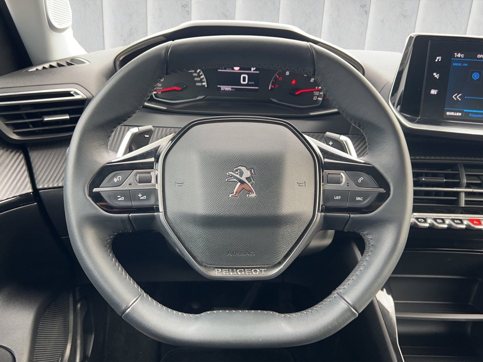 Peugeot 2008 1.2 PureTech 130 Active Pack - Samsaru's Car Outlet