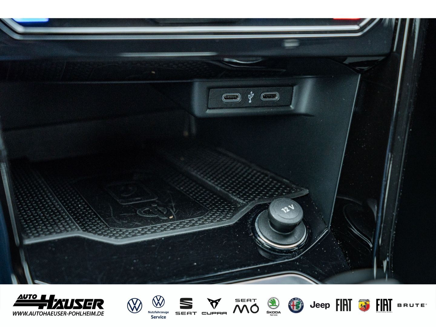 Volkswagen T-Roc R-Line 1.5 TSI DSG - Samsaru's Car Outlet