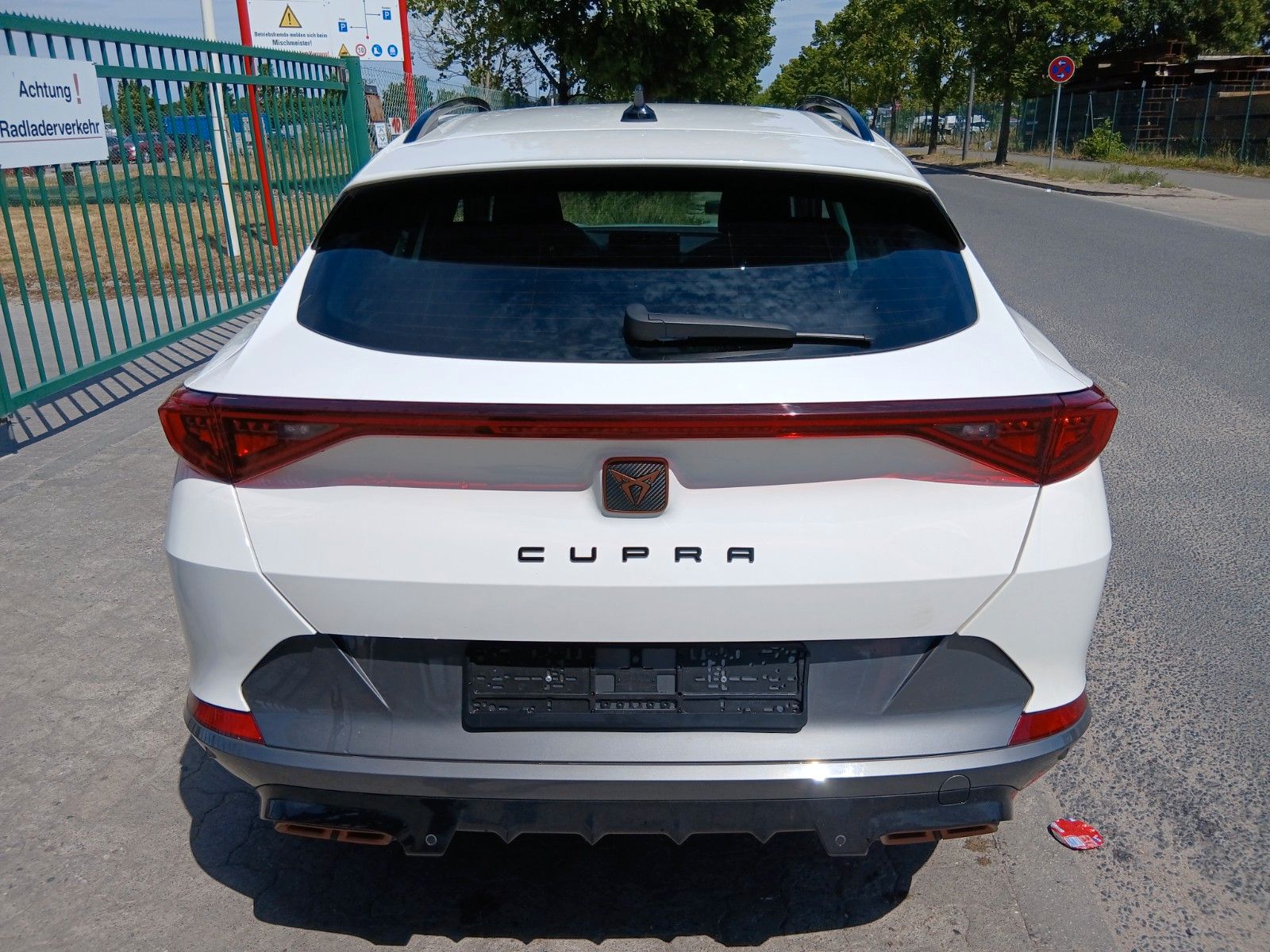 Cupra Formentor Hybrid Plug-in-Hybrid - Samsaru's Car Outlet