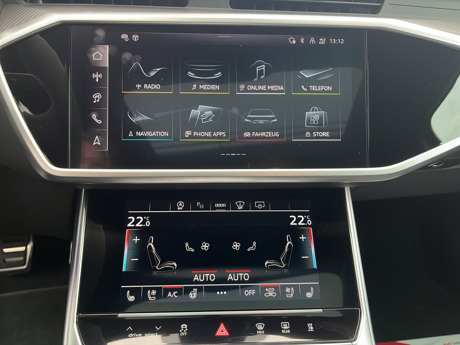 Audi RS 6 Avant 441 KW TFSI QUATTRO+AHK+MATRIX+B&O+ST