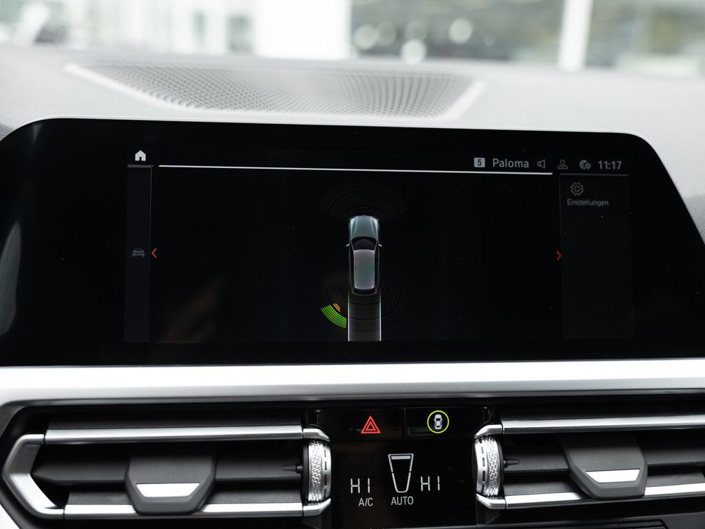 BMW 330d Touring M-Sportpaket - Samsaru's Car Outlet