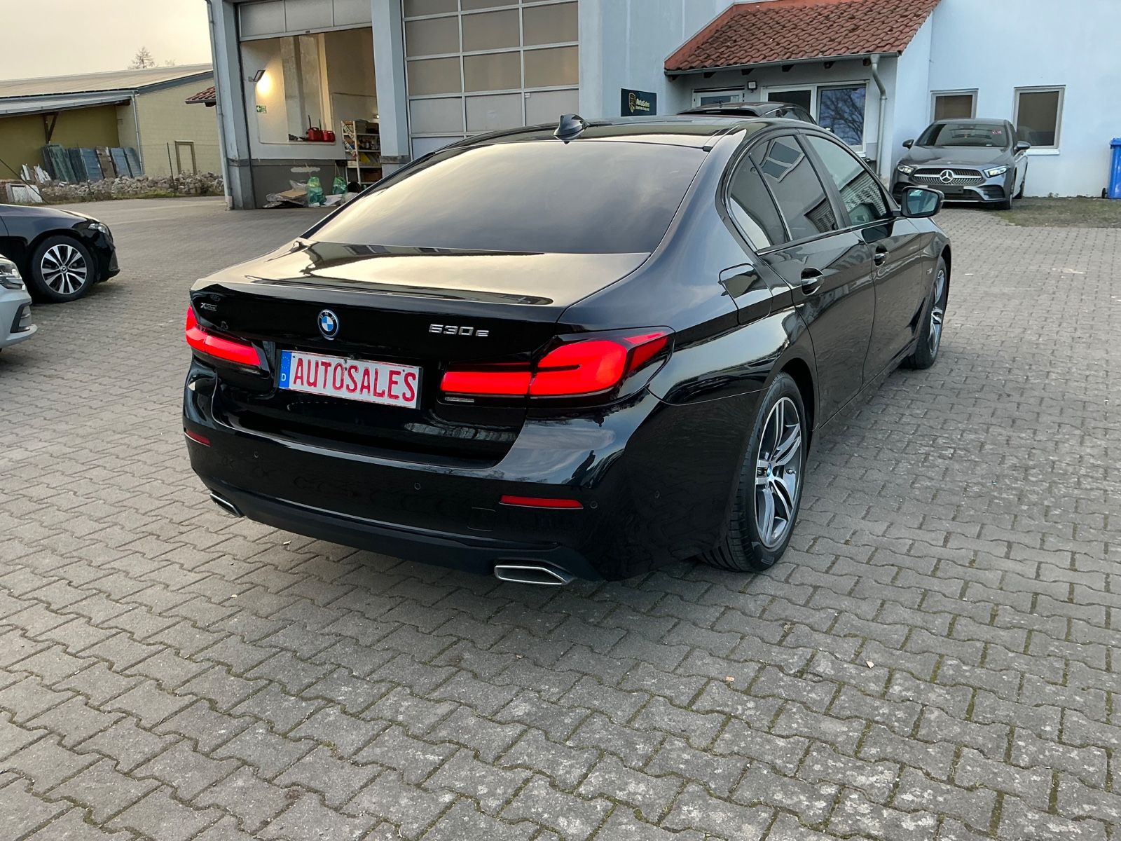 BMW 530 e xDrive M Sport S Dach, Display Key LDG