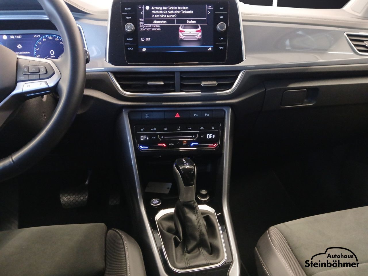 Volkswagen T-Roc Style 1.5TSI DSG Plus - Samsaru's Car Outlet