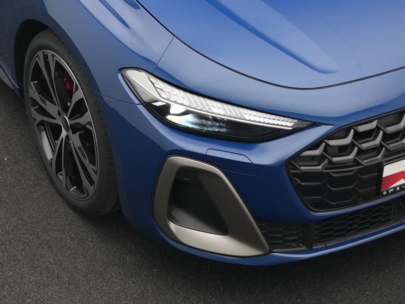 Audi A5 Avant TFSI qu. edition one S line*AHK*20''*