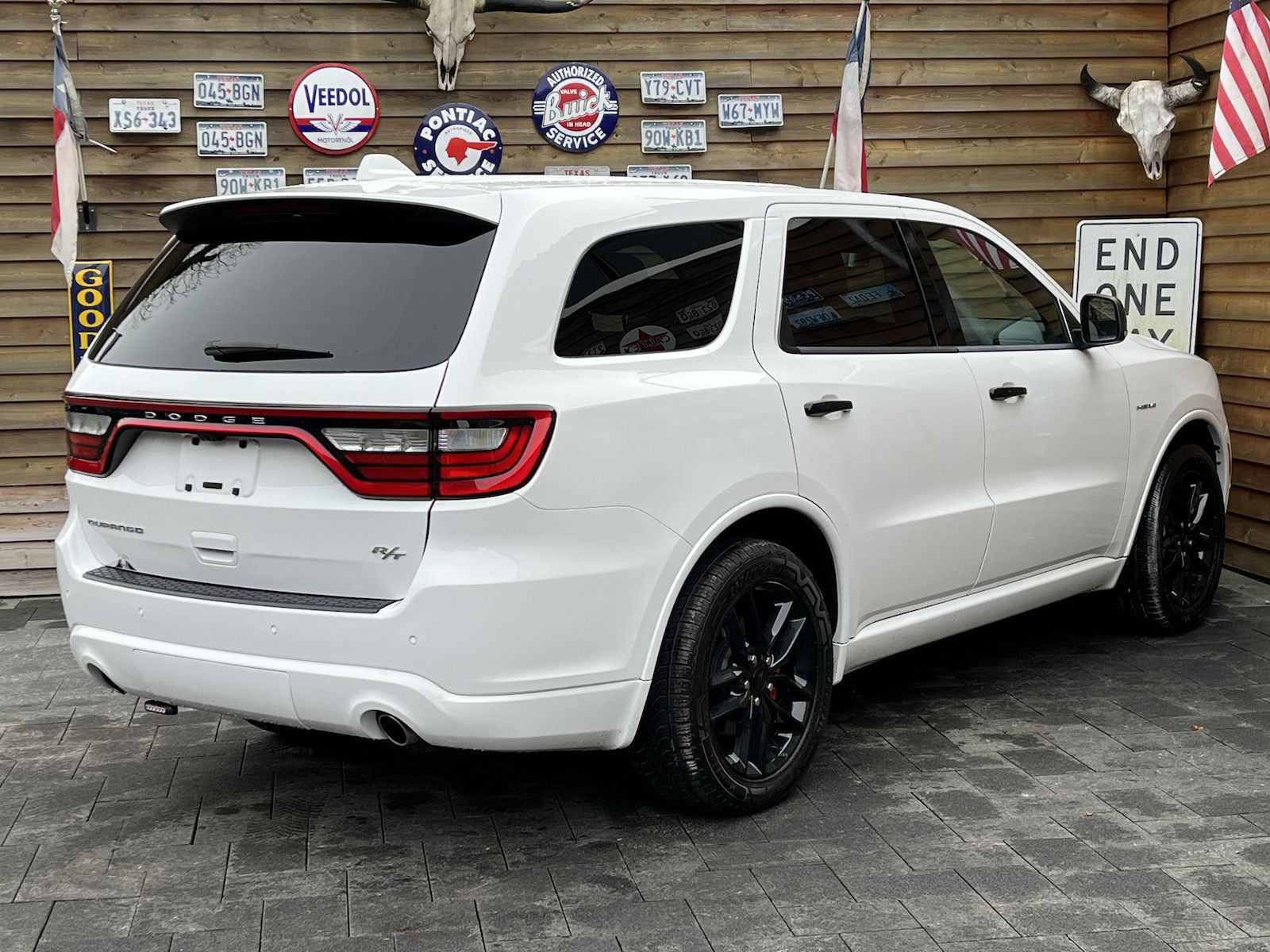 Dodge Durango 5,7L R/T RWD 7S. 10´´ Display SZH LPG