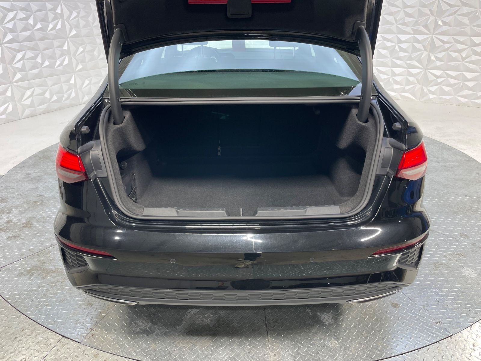 Audi A3 Limousine 35 TDI S line+LED+NAVI+ACC+DAB+SOUN