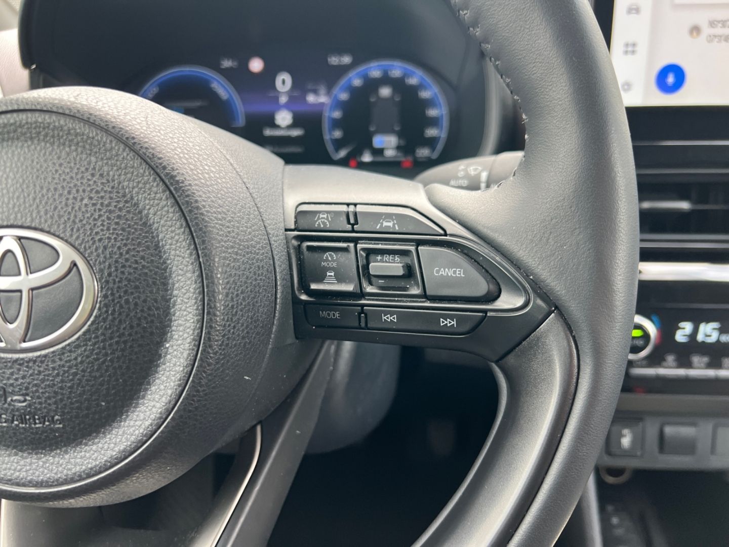 Toyota Yaris Cross Hybrid 1.5 Style Plus *Matrix*360*SH