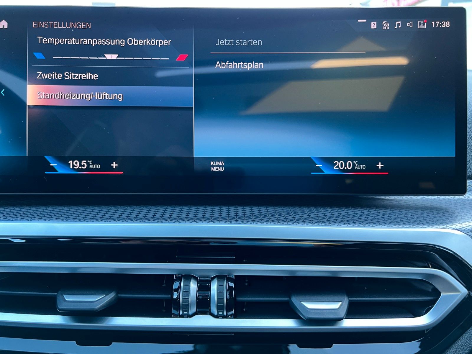 BMW 320d xDrive M Sport*360°HUD*Pano*HK*Standhzg*ACC
