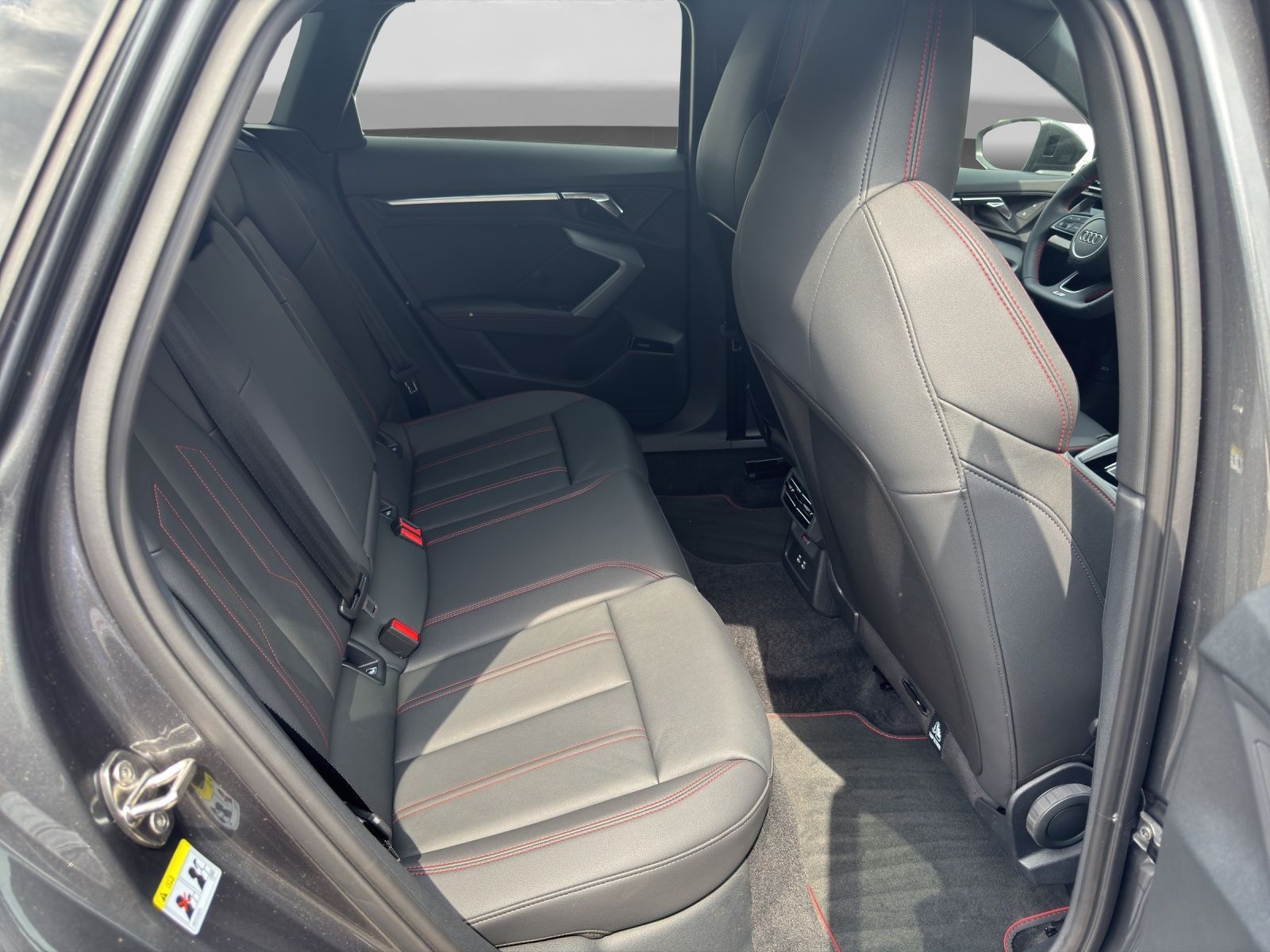 Audi A3 Sportback 40 TFSIe 2x S LINE LEDER LM18 SONOS