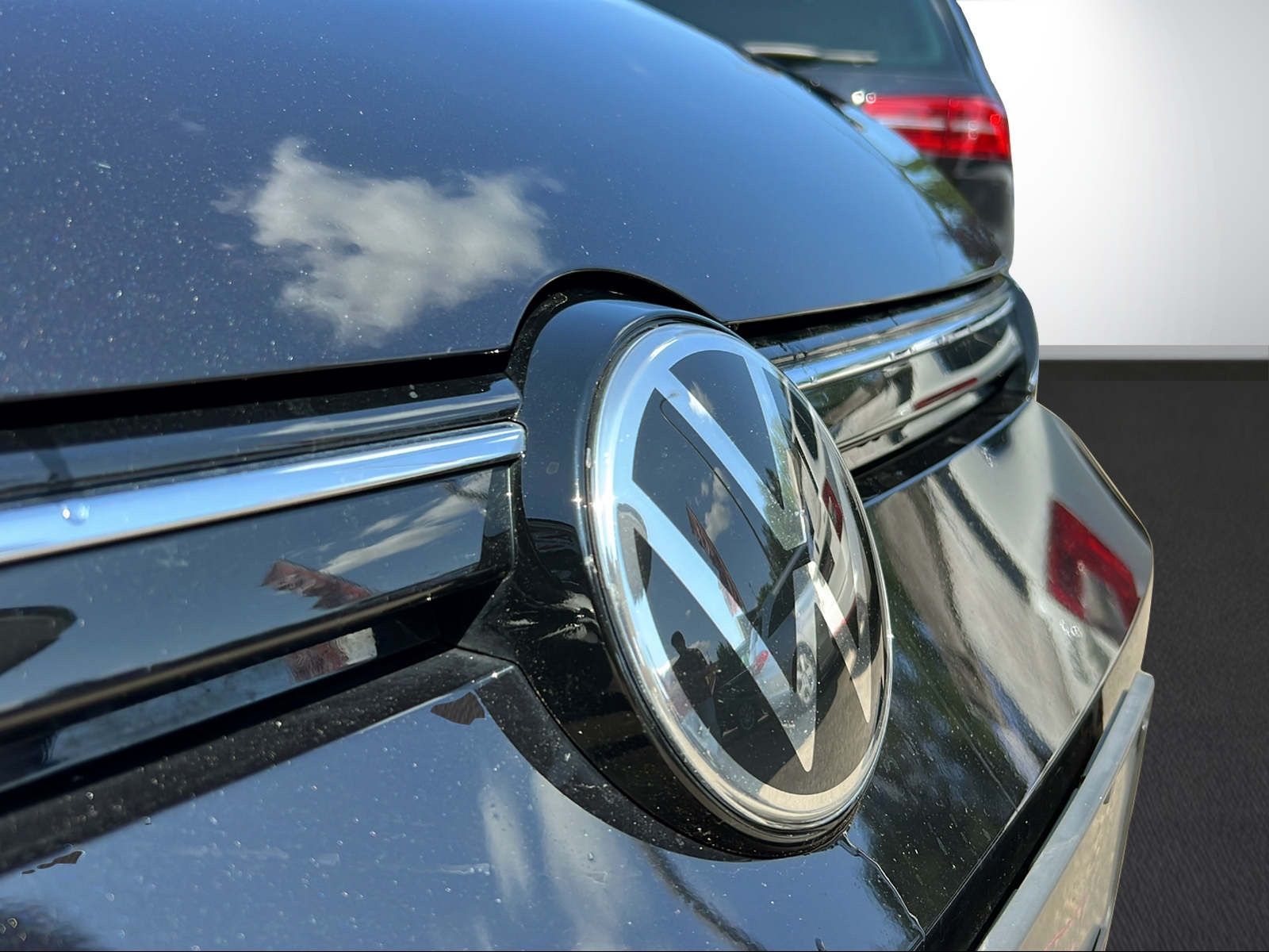 Volkswagen Golf VIII 1.5 TSI United - Samsaru's Car Outlet
