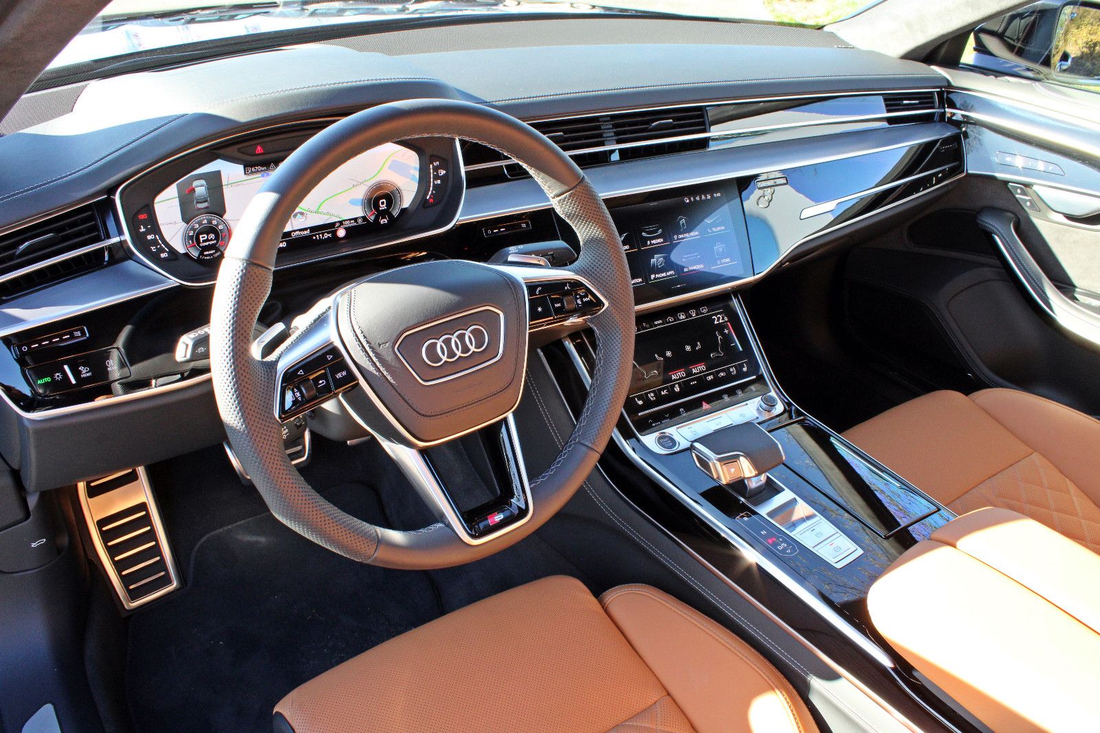Audi A8 Lang 55TFSI PANO AHK FONDPAKET DIGITAL LED" → "Audi A8 Lang 55TFSI - Samsaru's Car Outlet