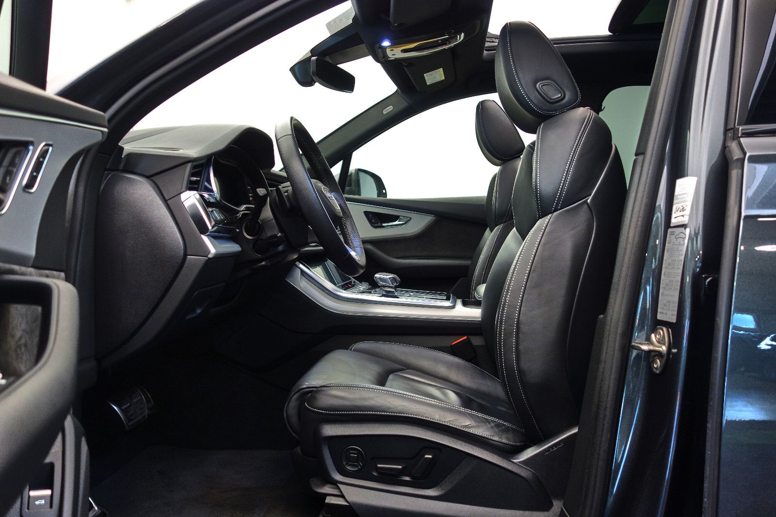 Audi Q7 50 TDI quattro S LINE BLACK+360°+PDACH+7SITZE