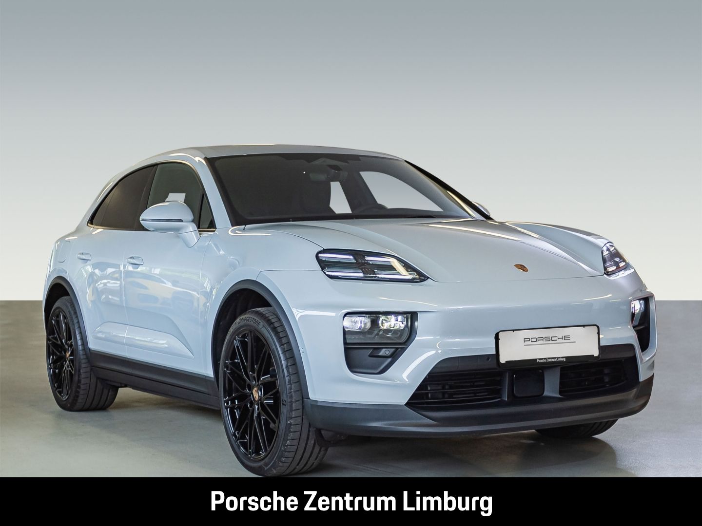 Porsche Macan 4 BOSE Surround-View Panorama Luftfederung