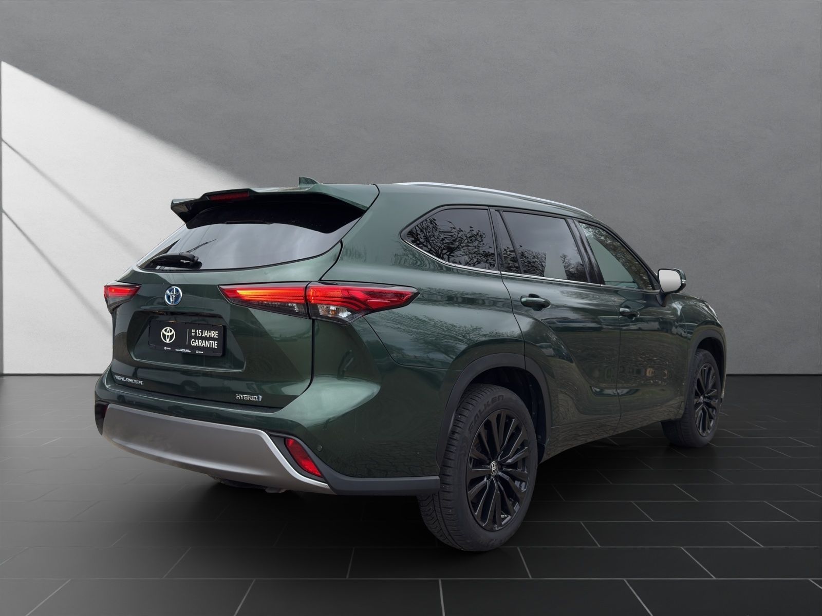 Toyota Highlander Hybrid Luxury 7 SITZER+LEDER+HuD+JBL