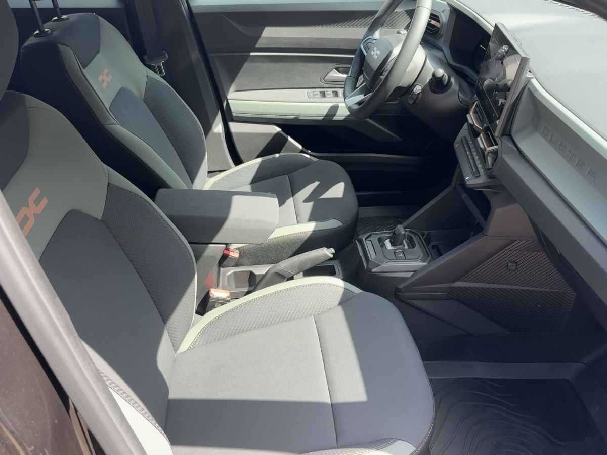 Dacia Duster E-TECH Hybrid 140 Extreme - Samsaru's Car Outlet