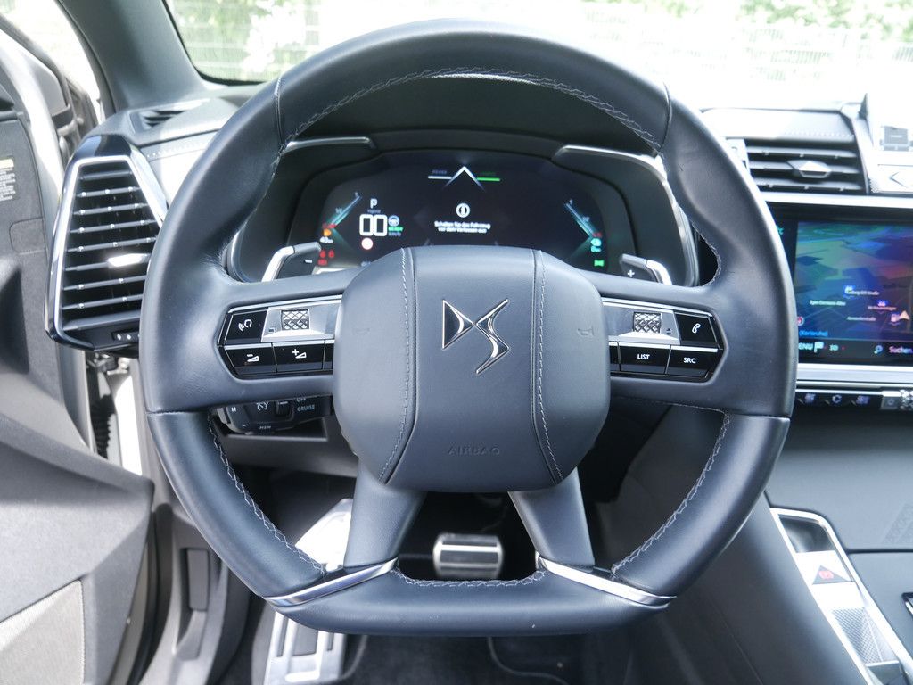 DS Automobiles DS 7 Crossback E-Tense Louvre 4x4 AKTIVSITZE LED